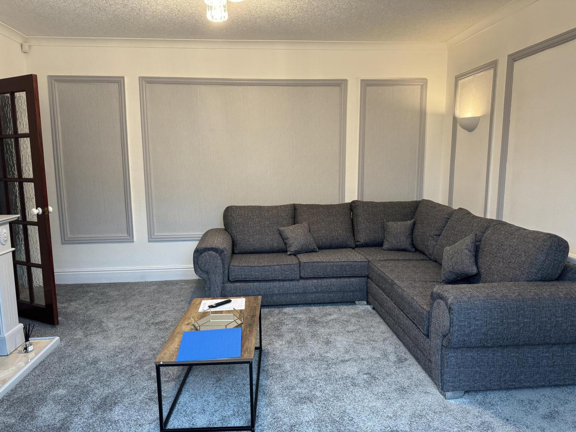 Huge 9 Bed Property Sleeps 17, Near Nec, City Centre, Hs2 Birmingham Exteriér fotografie