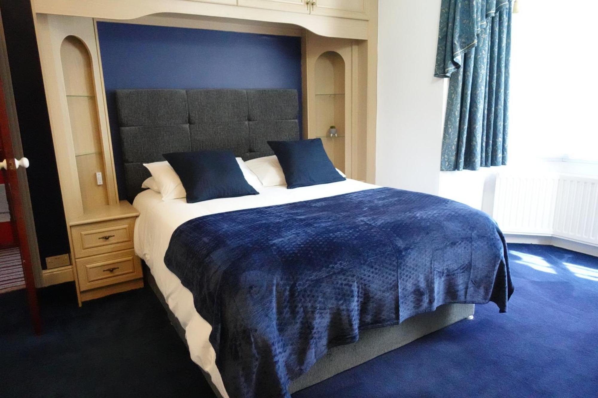 Huge 9 Bed Property Sleeps 17, Near Nec, City Centre, Hs2 Birmingham Exteriér fotografie