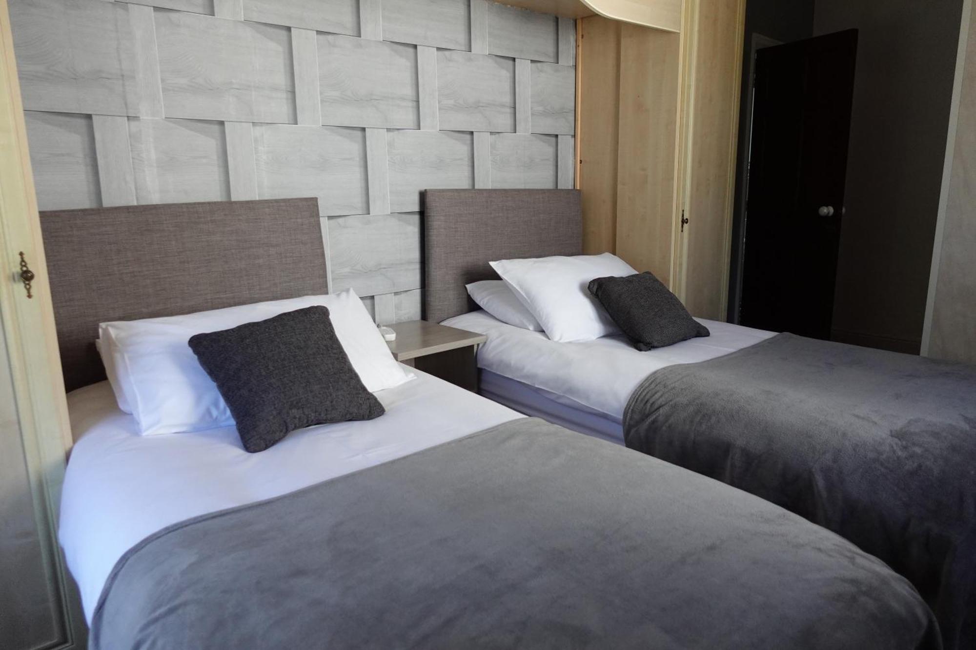 Huge 9 Bed Property Sleeps 17, Near Nec, City Centre, Hs2 Birmingham Exteriér fotografie